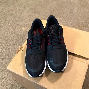 Men’s walking shoes